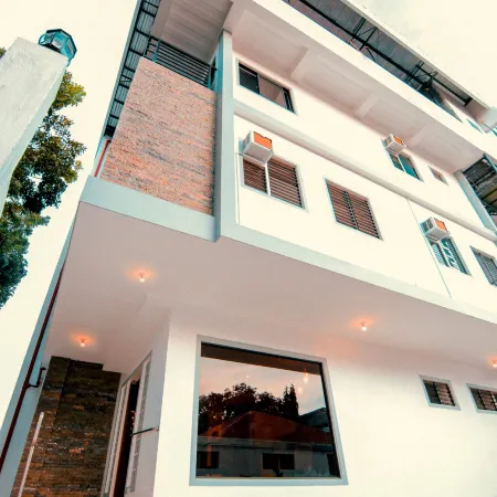 Kingswick Residences & Lodge