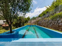 Jiuhuashan Yanqi Lake Bay Hotel Hotels in Qingyang