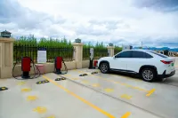 茶卡金恆基大酒店 - 停車場