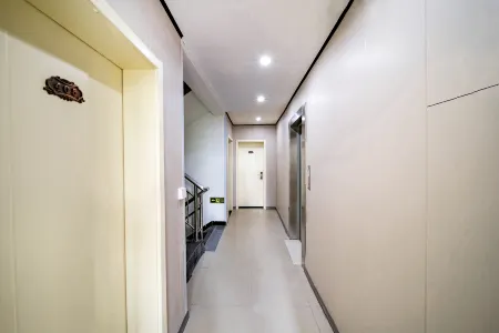 Anyue Theme Hotel (Xinzheng International Airport Branch)