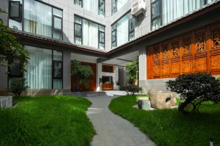 The R.D Resorts LiJiang