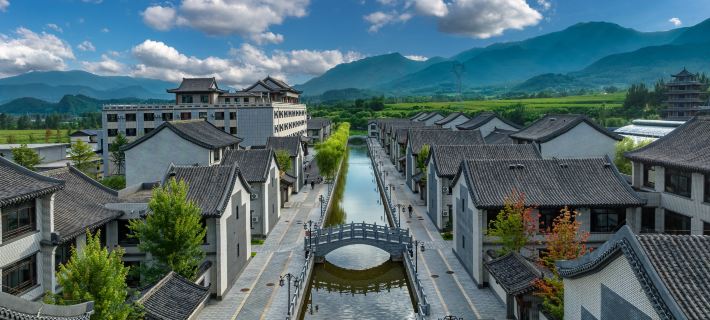 Huairen Jiangnan Watertown Hotel Hotels in Huanren