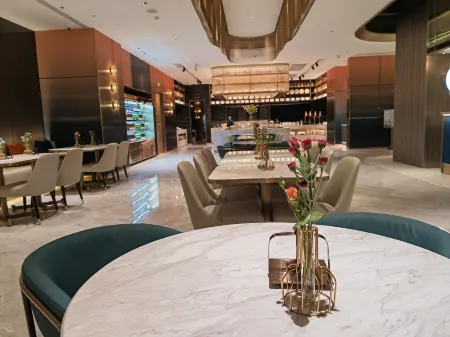 Manxin Hotel in Xinlangya Scenic Area, Yimeng Road, Linyi Отели рядом с достопримечательностью «Linyi University»