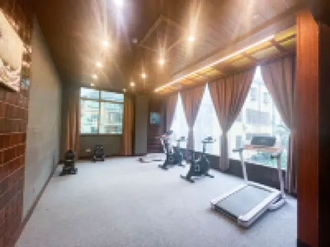 Aili Hotel (High-speed Railway Station Fruit Market Branch)