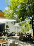 Yingying's yard Hotels in Hongkou