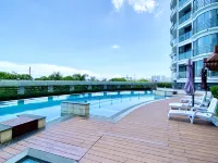 Haikou Jinzhou Seaview Holiday Homestay - مسبح على السطح