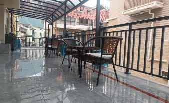 Wenchuan Langqiao Inn