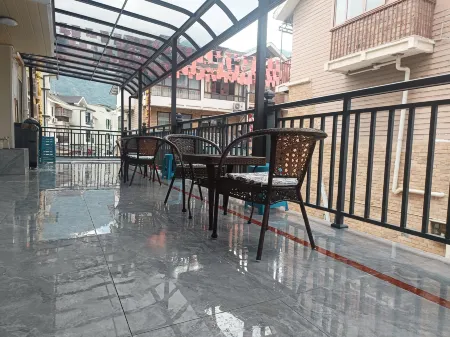 Wenchuan Langqiao Inn Отели рядом с достопримечательностью «Baihua Bridge Relic Site»