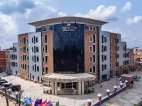 Rento Hotel and Suites