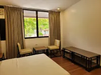 Fernvale Leisure Club and Resort