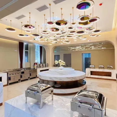 Elegant Young Hotel