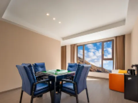 八宿希臻酒店（八宿縣政府店） 八宿酒店