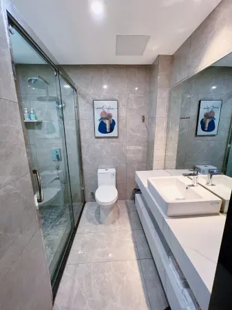 Mercure Yicheng Fengshang Hotel Отели рядом с достопримечательностью «Yicheng General Zhang Zizhong Memorial Hall»