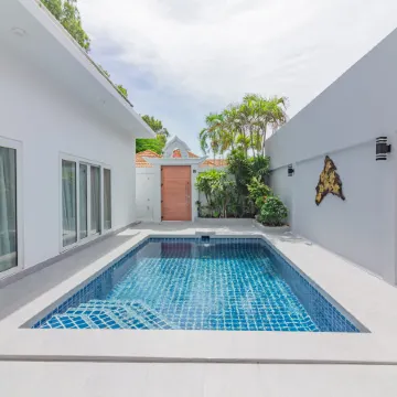 Majestic Bliss Brand new 3BHK beach at 200 m