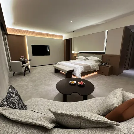 Sayram Lake Xinmin Muyun Mountain Residence Hotel