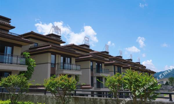 Sanying Cloud Water Mountain Spa Resort Villa