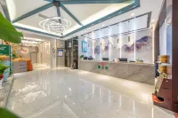 景之悅影院飯店（貴港高鐵站馬草江公園店） - 2 星級