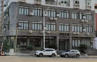 Chenhang Apartment