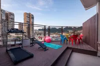 Sunny Day designer art space residential accommodation (Libo food street shop)