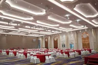 RICHEN  GRAND  HOTEL Hotels in Changfeng
