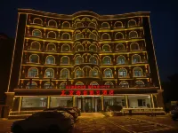 Jiangtai Holiday Hotel