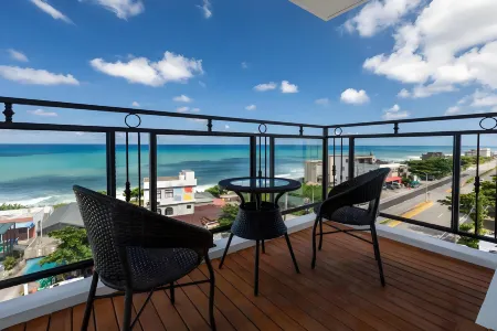 Fengfan Resort Apartment (Zhapo Dajiaowan Water Park) Отели рядом с достопримечательностью «Hailing Island Tianlu Shanhai Tourist Resort»