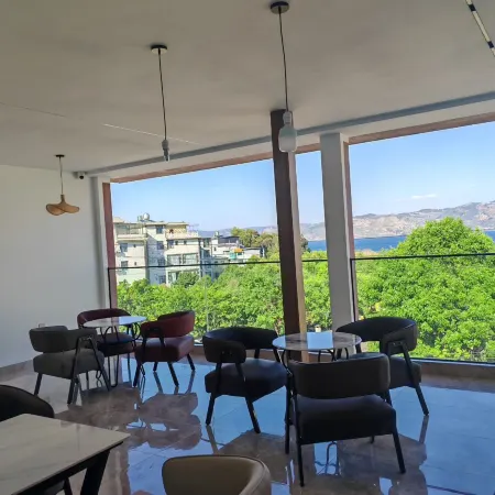 Fuxian Lake Shanshuiyuan Homestay