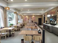 Jujia United Hotel (Erlianhot Railway Station) - breakfast
