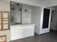 Anbeige Apartment (Huafa Business Area) - parcheggio