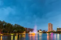 Korla Ronghui Yi Hotel (Xiangli Avenue Food Street Branch) - románticos