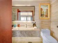 New Paris Hotel Hotels near Dragon Tower