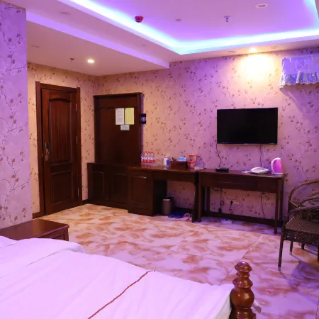 Tieli Baida Business Hotel