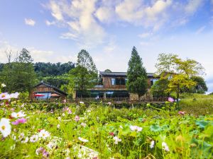 Bamboo Garden in Molin