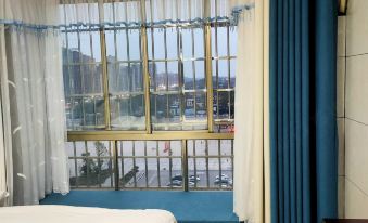Yongzhou Qingyuan Apartment