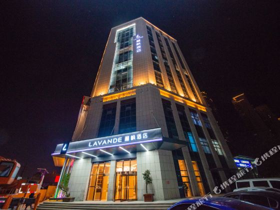 麗楓酒店(徐州銅山萬達廣場玉泉河地鐵站店)