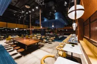 ShengSi Maison New Century Hotel