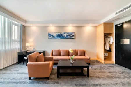 Hundred Centuries Hotel Отели рядом с достопримечательностью «Power Station of Art»