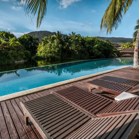 Yalong Bay Villas & Spa