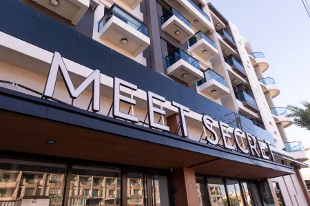 MEET SECRET B&B