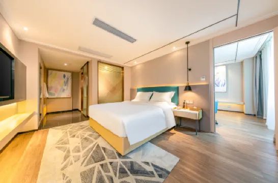 Waterfront Hotel(Zhuhai Lover's Road)