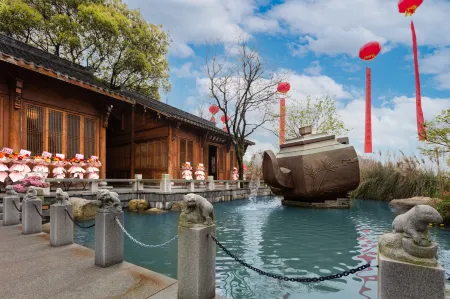 Lushan Three-step waterfall Guesthouse Отели рядом с достопримечательностью «Haihuizhen»