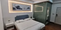 Gajiangge Homestay - Sala De Reina Con Vista Al Río