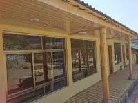 Yuexi Xiaoqiao Liushui B&B