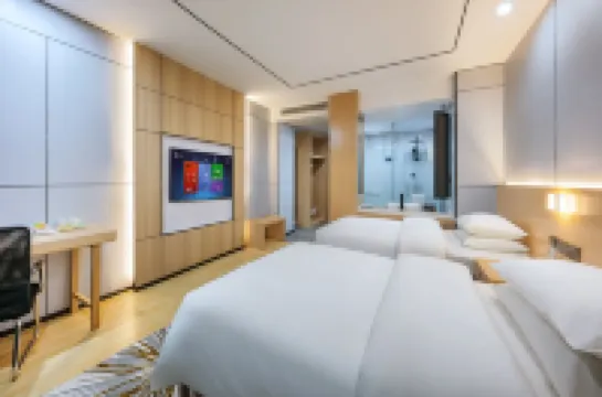 イーロンホテル（天台山高速鉄道駅） 天湖景区周辺のホテル