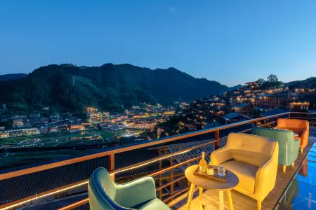 Banshan Yunfu Hotel Отели рядом с достопримечательностью «No.6 Fengyu Bridge»