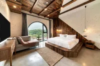 Mountain side homestay Hotels near Deqing West Railway Station
