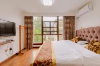 Floral Water Bay Xiangshan Villa