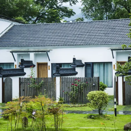 Weiduo Bieyuan Hostel