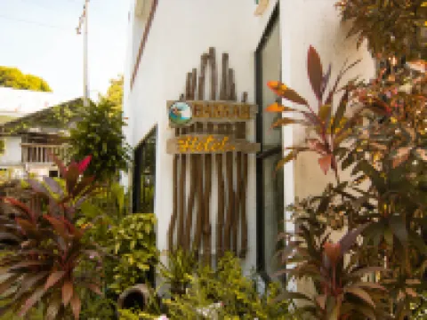 ハンナ ホテル ボラカイ島のホテル