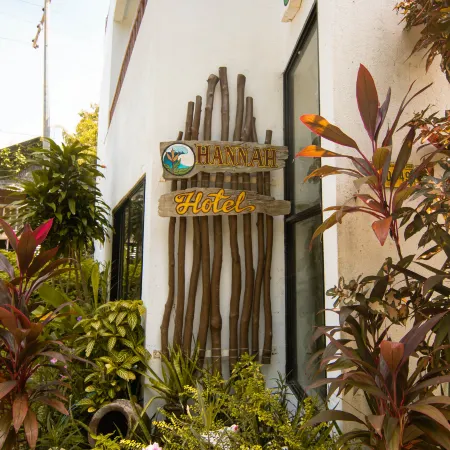 Hannah Hotel